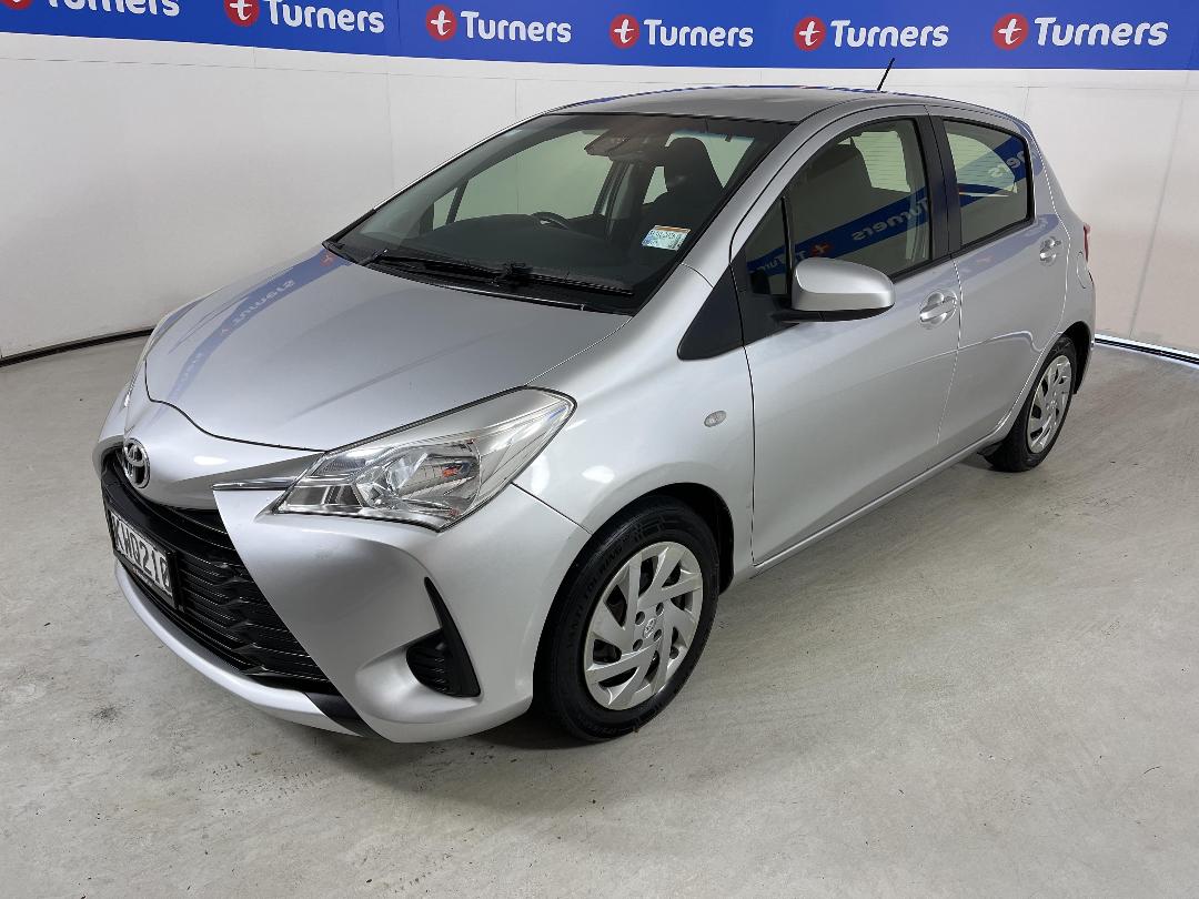 Photo '4' of Toyota Yaris