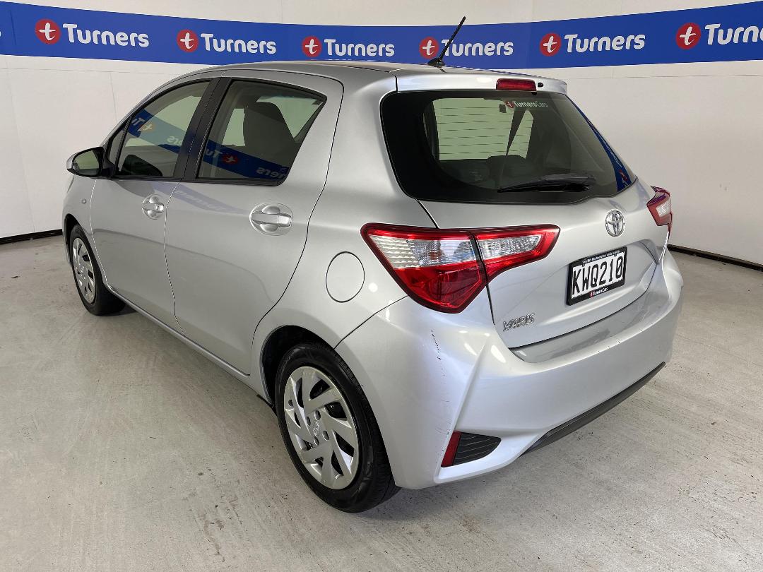 Photo '5' of Toyota Yaris