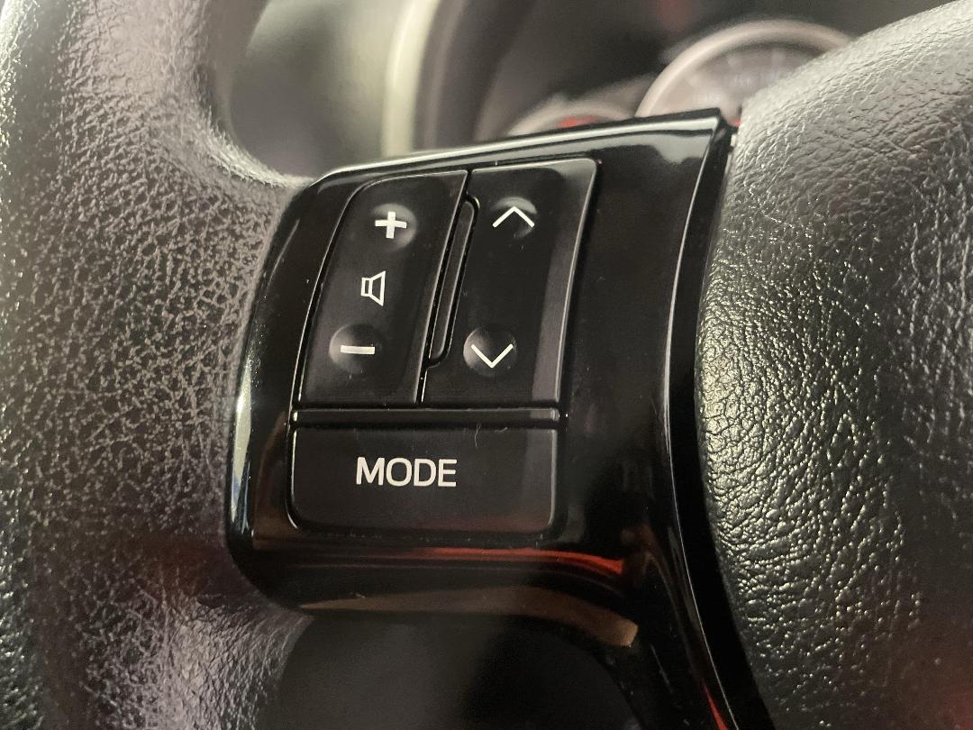 Photo '26' of Toyota Yaris