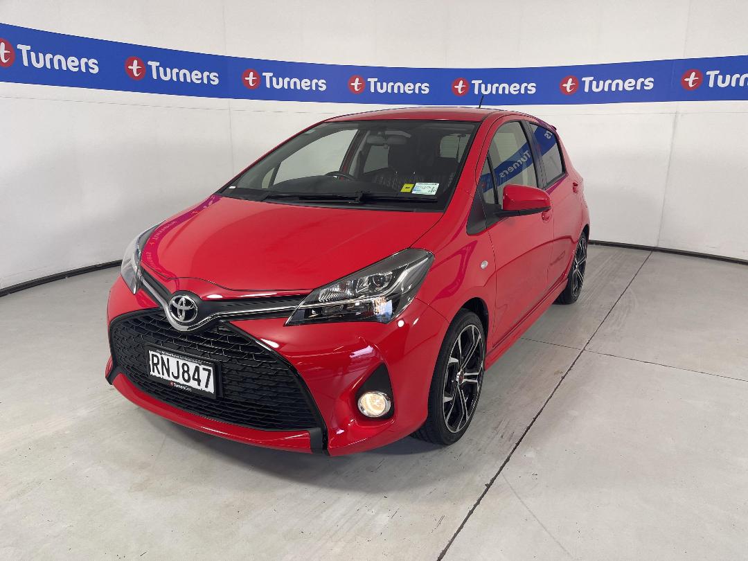 Photo '4' of Toyota Yaris