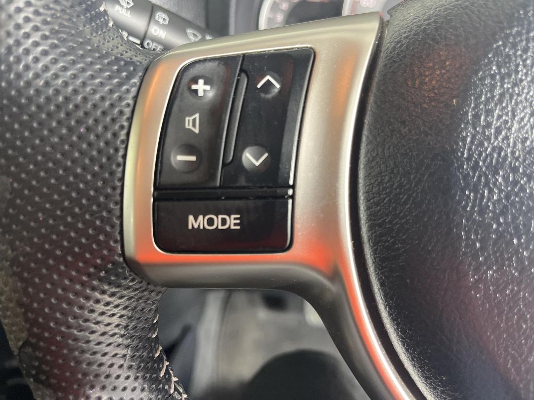 Photo '25' of Toyota Yaris