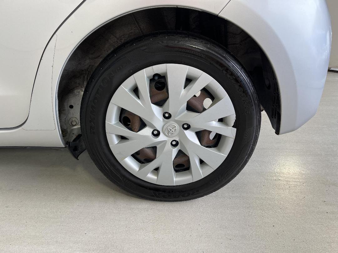 Photo '11' of Toyota Yaris Photo '11' of Toyota Yaris