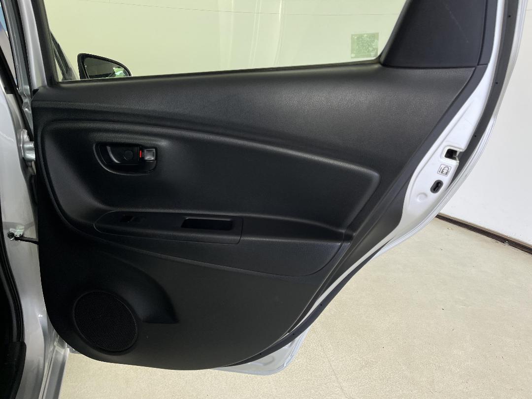 Photo '19' of Toyota Yaris Photo '19' of Toyota Yaris