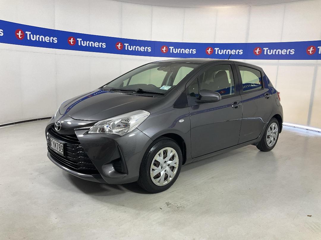 Photo '4' of Toyota Yaris