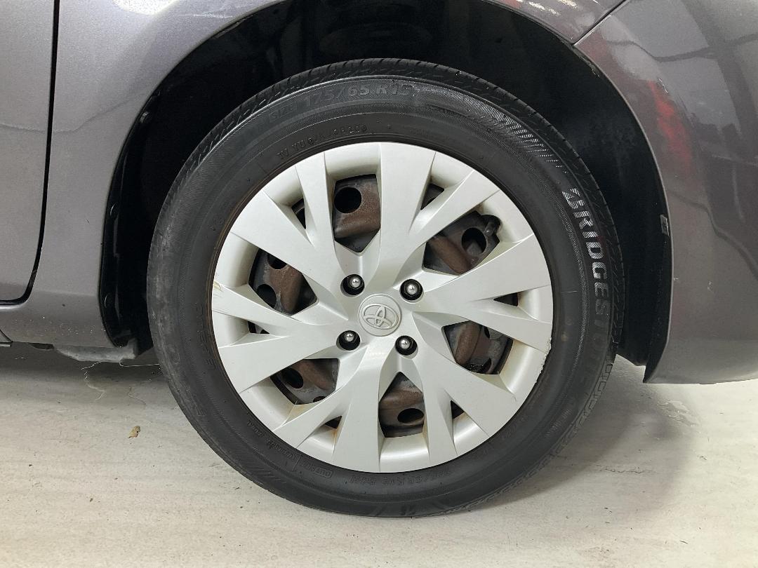 Photo '9' of Toyota Yaris