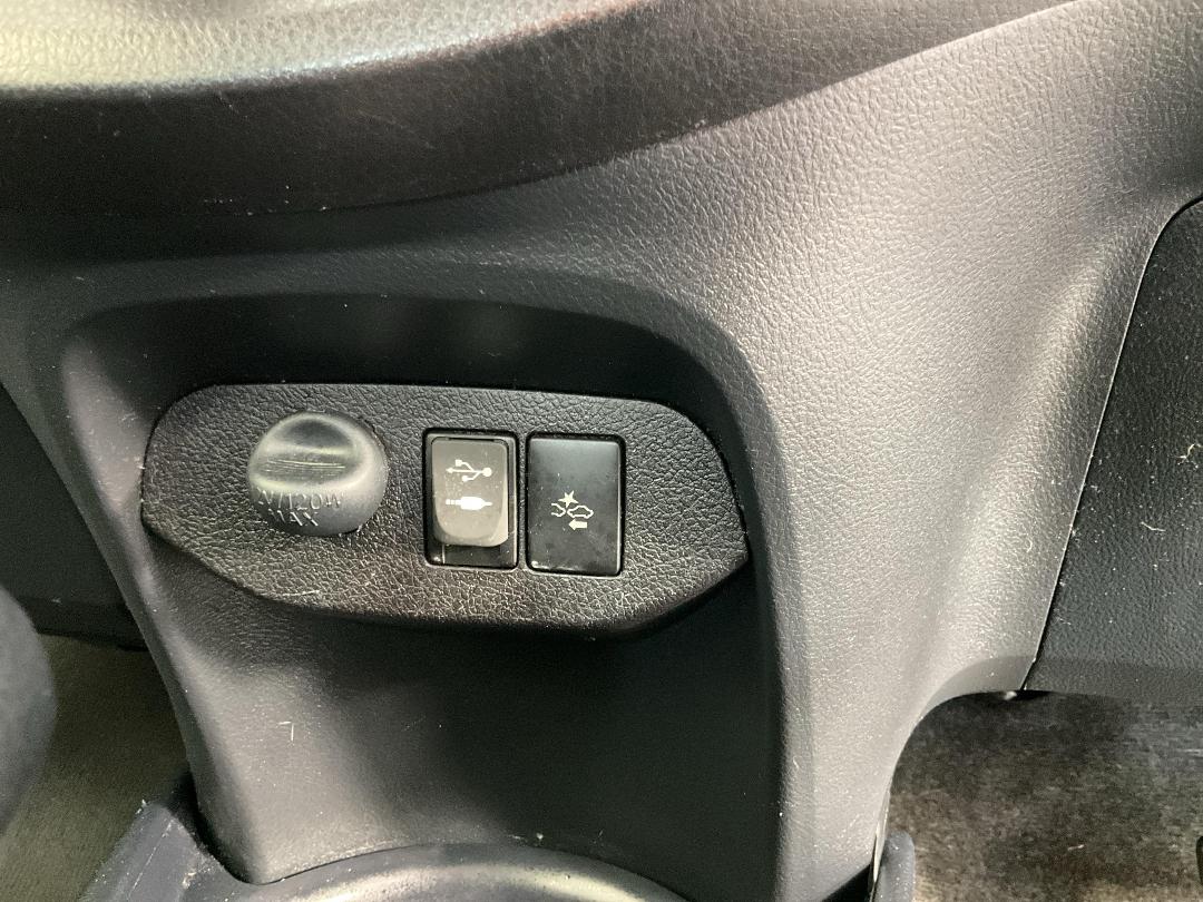 Photo '31' of Toyota Yaris