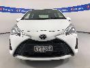 Thumbnail '2' of Toyota Yaris