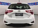 Thumbnail '6' of Toyota Yaris