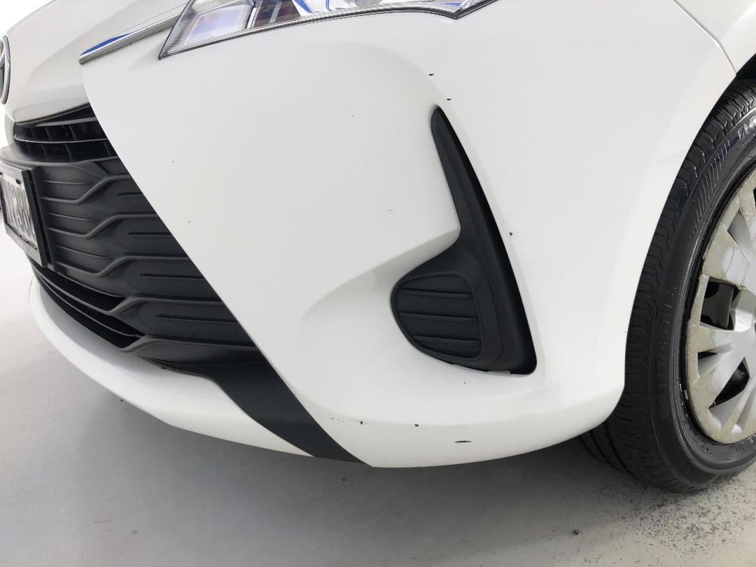 Photo '26' of Toyota Yaris Photo '26' of Toyota Yaris