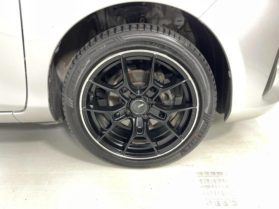 Photo '9' of Toyota Yaris