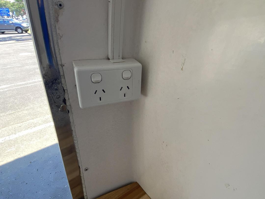 Photo '19' of Trailer Food Food/Coffee - Single Photo '19' of Trailer Food Food/Coffee - Single