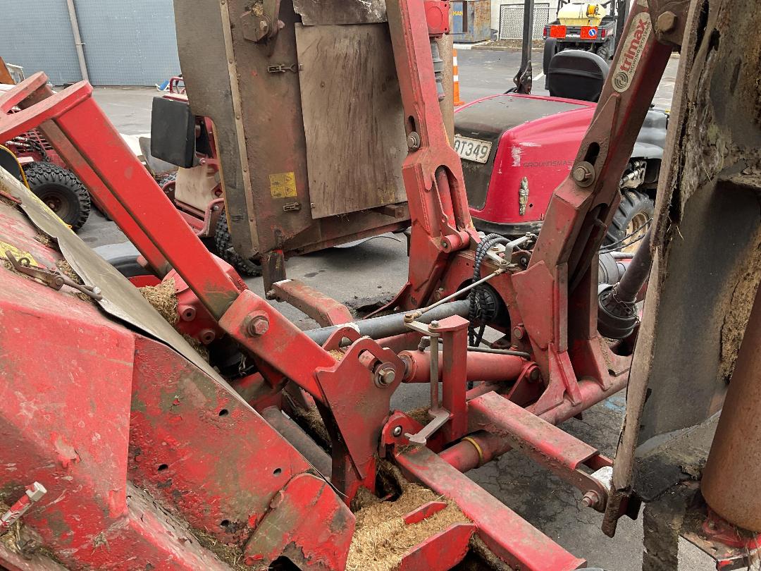 Photo '6' of Trimax Pegasus 610 Mower