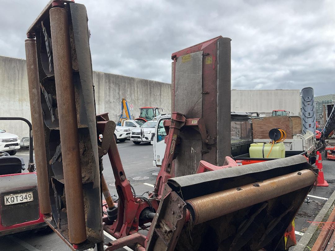 Photo '9' of Trimax Pegasus 610 Mower