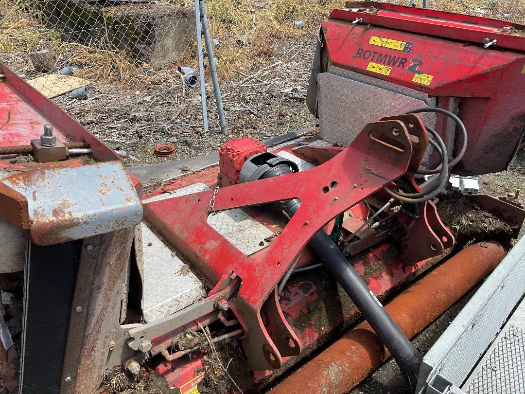 Photo '9' of Trimax Stealth S3 Mower Attachment Mower