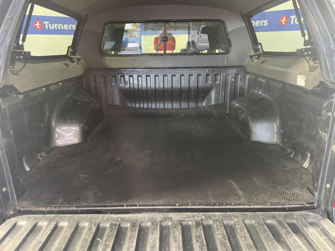 Photo '14' of Volkswagen Amarok Photo '14' of Volkswagen Amarok