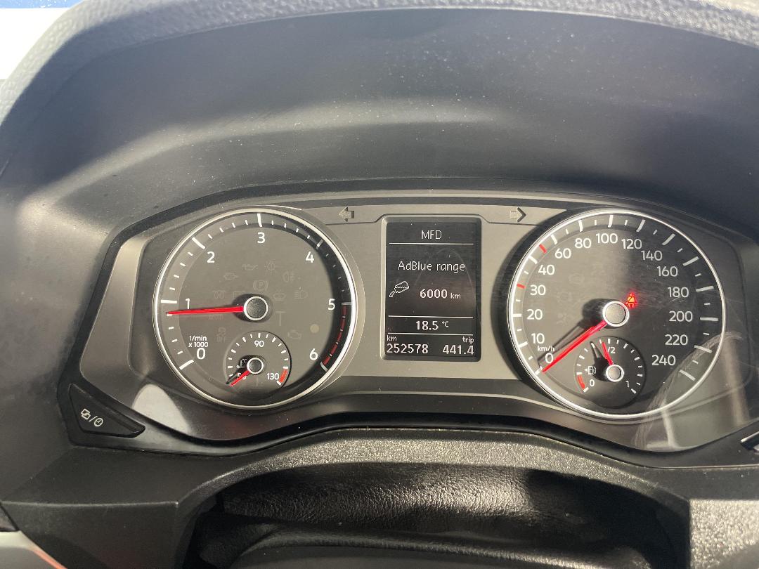 Photo '21' of Volkswagen Amarok Photo '21' of Volkswagen Amarok