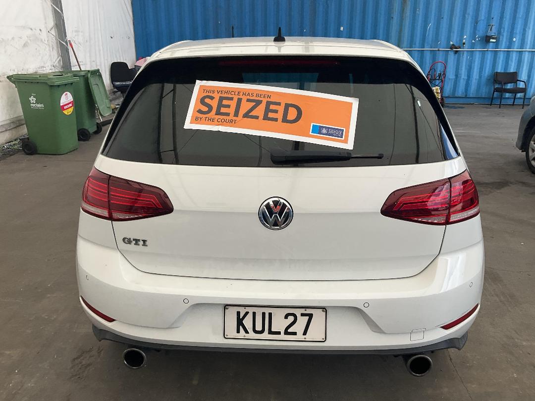 Photo '5' of Volkswagen Golf GTI 169KW