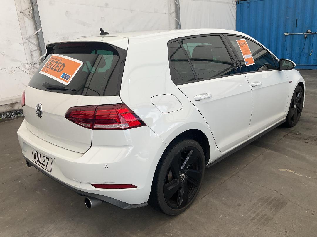 Photo '6' of Volkswagen Golf GTI 169KW