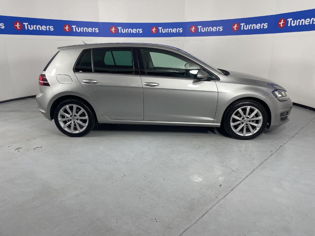 Photo '23' of Volkswagen Golf