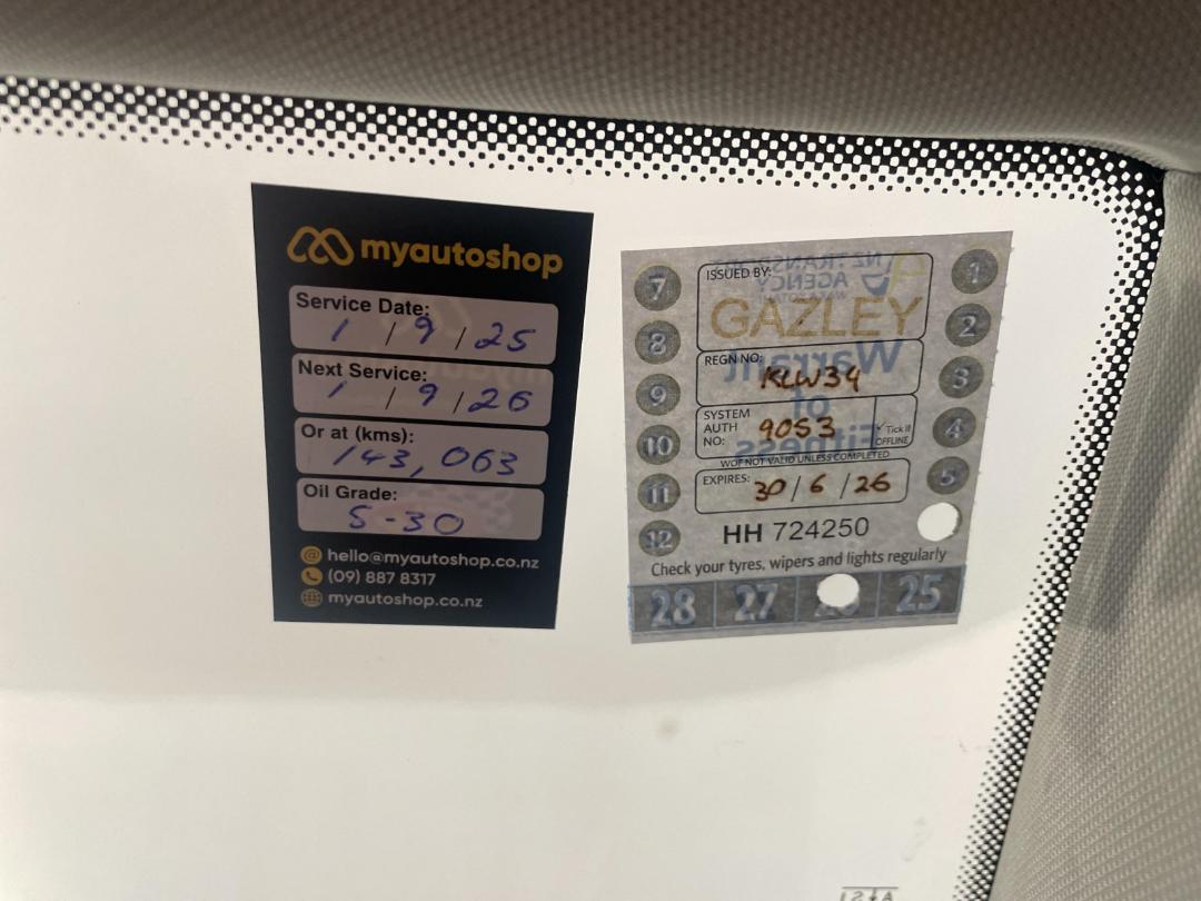 Photo '34' of Volkswagen Golf