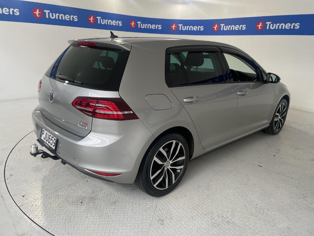 Photo '7' of Volkswagen Golf Photo '7' of Volkswagen Golf