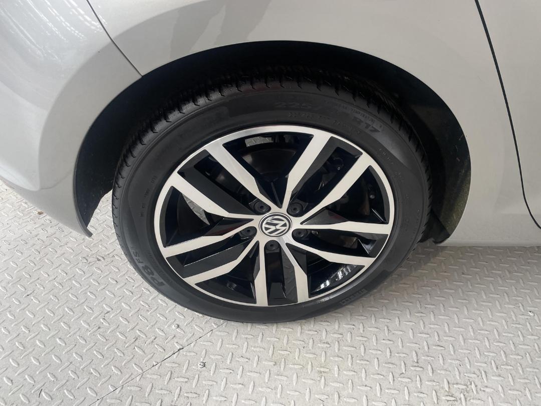 Photo '12' of Volkswagen Golf Photo '12' of Volkswagen Golf