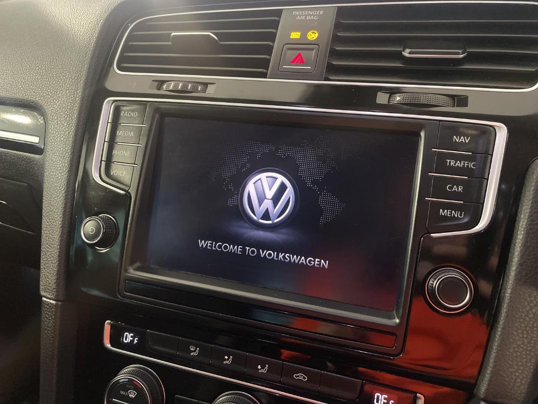 Photo '29' of Volkswagen Golf Photo '29' of Volkswagen Golf