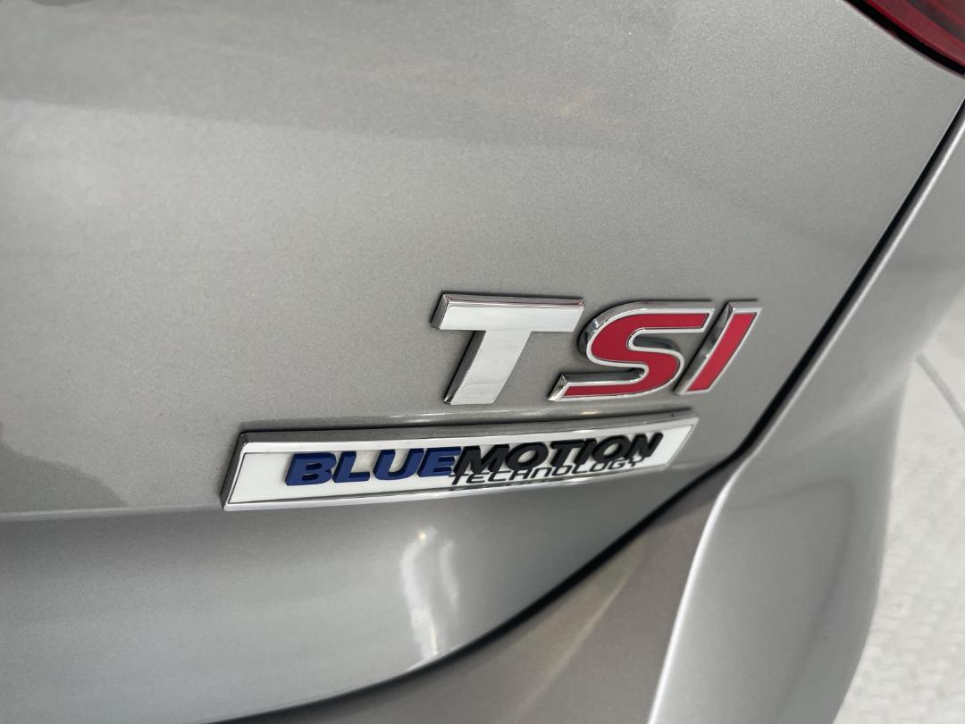 Photo '37' of Volkswagen Golf Photo '37' of Volkswagen Golf