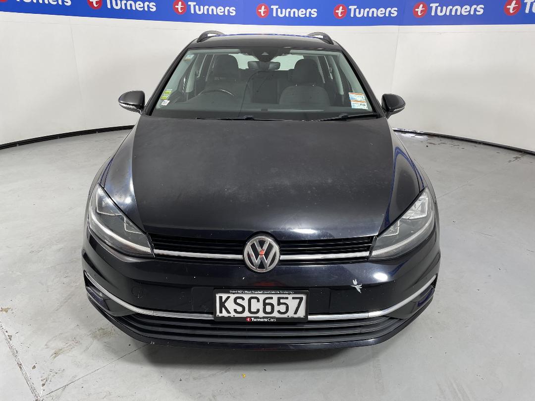 Photo '2' of Volkswagen Golf Photo '2' of Volkswagen Golf