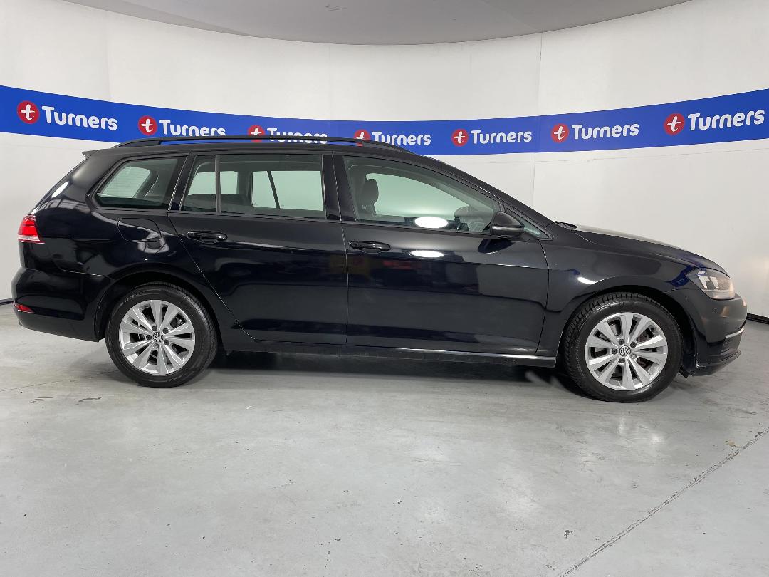 Photo '23' of Volkswagen Golf Photo '23' of Volkswagen Golf