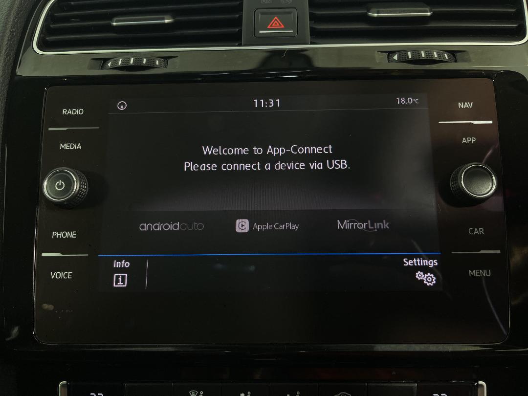 Photo '27' of Volkswagen Golf