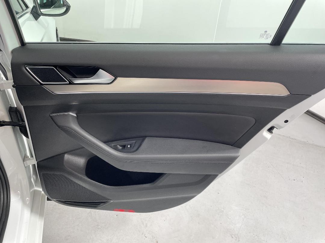 Photo '19' of Volkswagen Passat