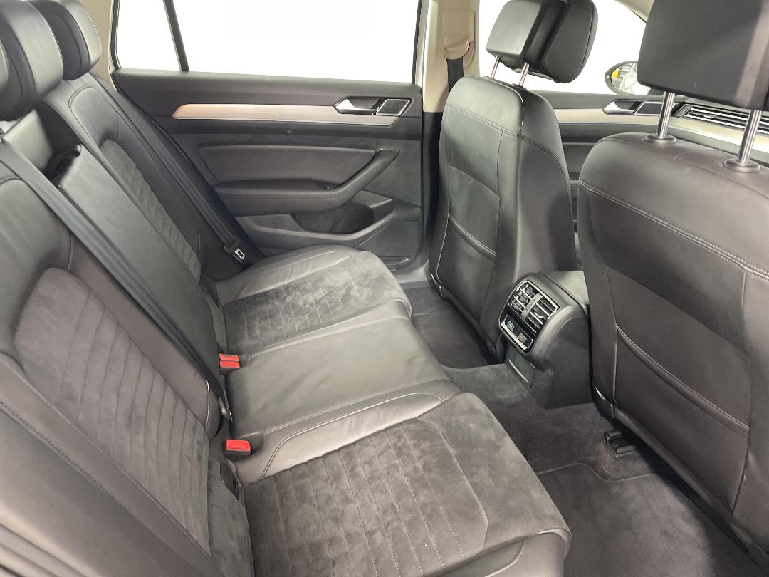 Photo '20' of Volkswagen Passat