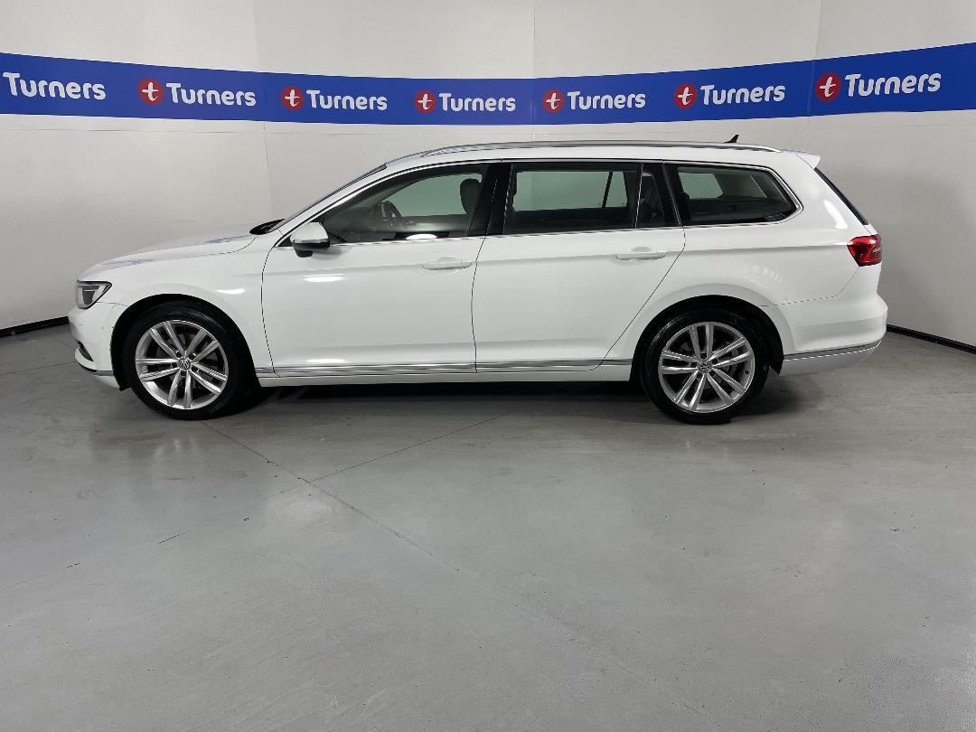 Photo '24' of Volkswagen Passat