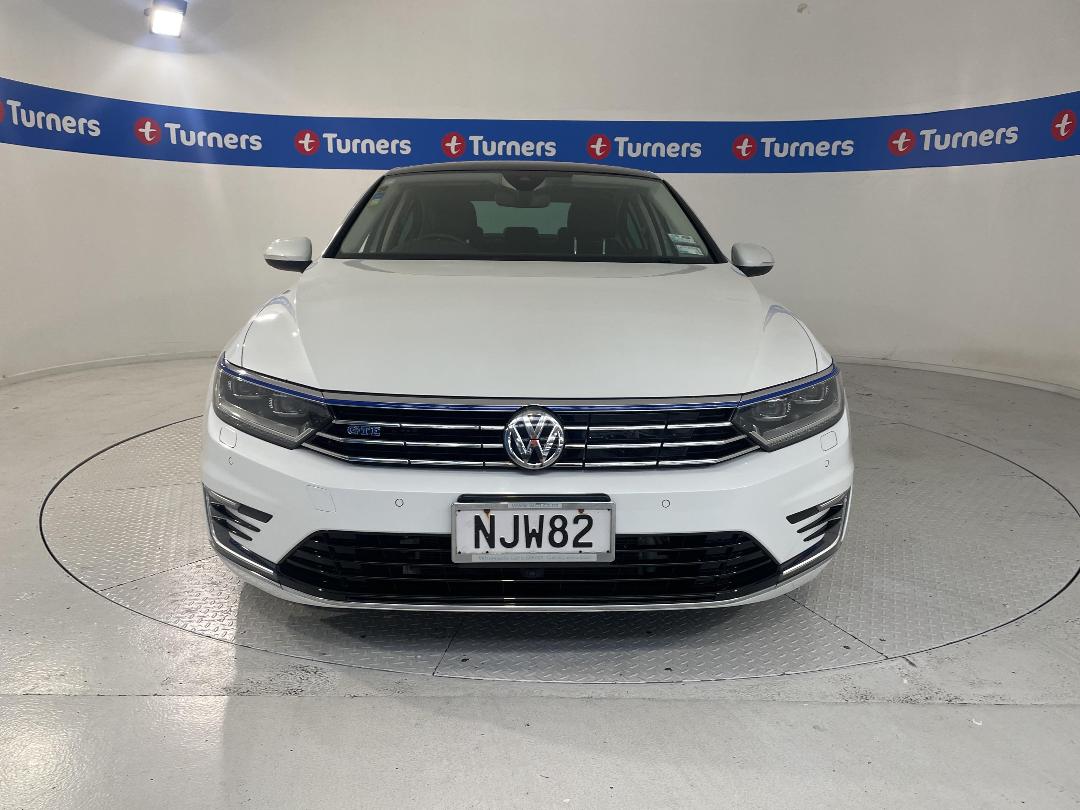 Photo '2' of Volkswagen Passat