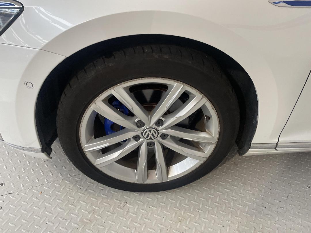 Photo '10' of Volkswagen Passat