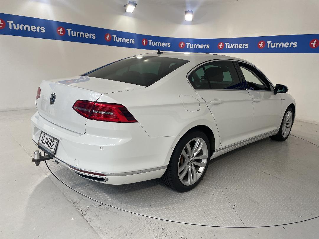 Photo '7' of Volkswagen Passat