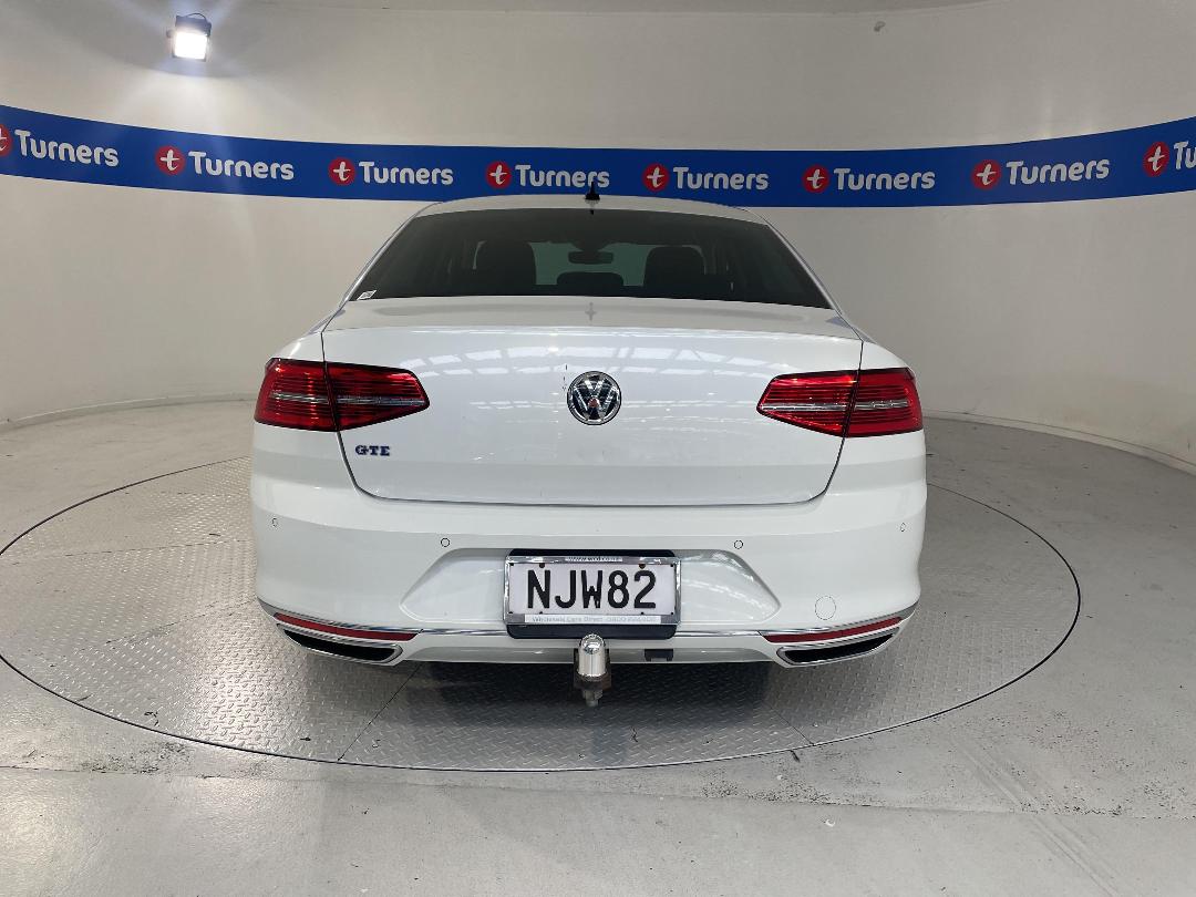 Photo '6' of Volkswagen Passat