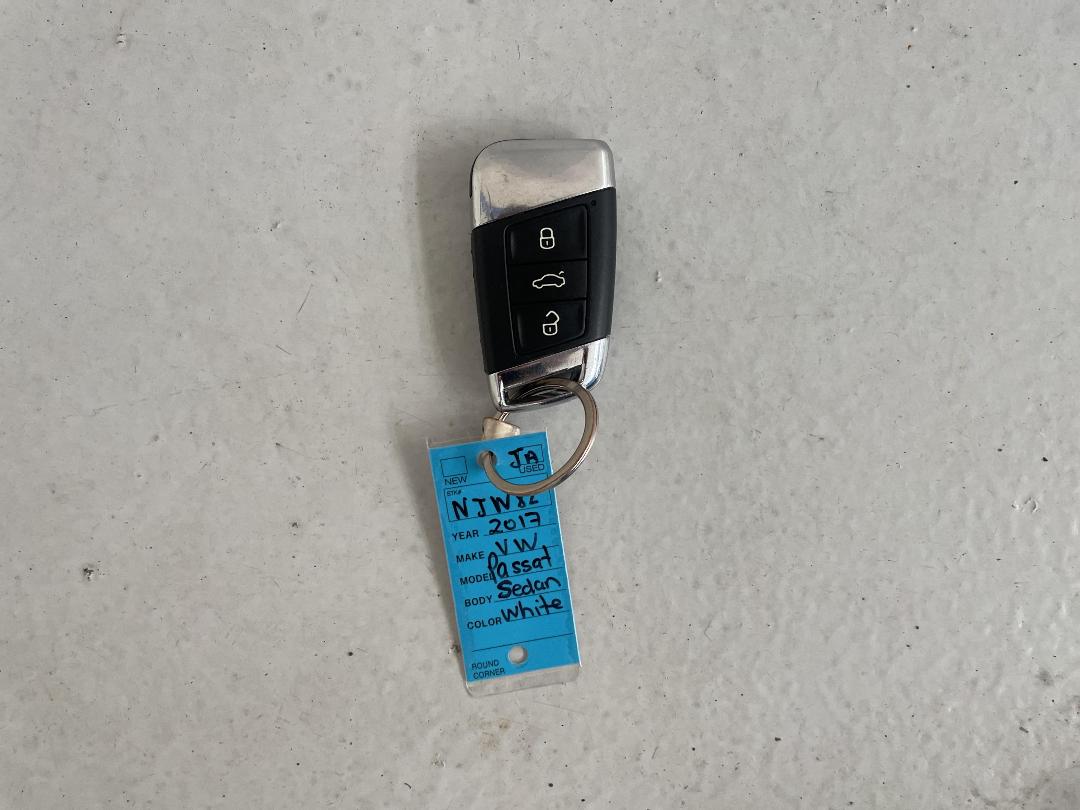 Photo '22' of Volkswagen Passat