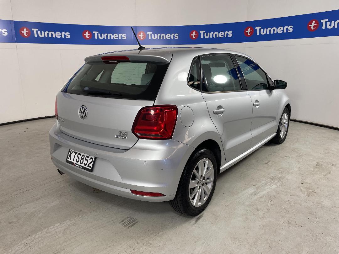 Photo '7' of Volkswagen Polo Photo '7' of Volkswagen Polo