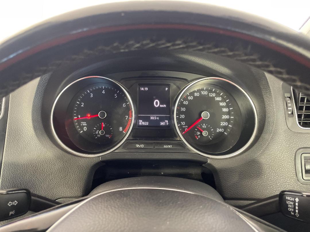 Photo '21' of Volkswagen Polo Photo '21' of Volkswagen Polo