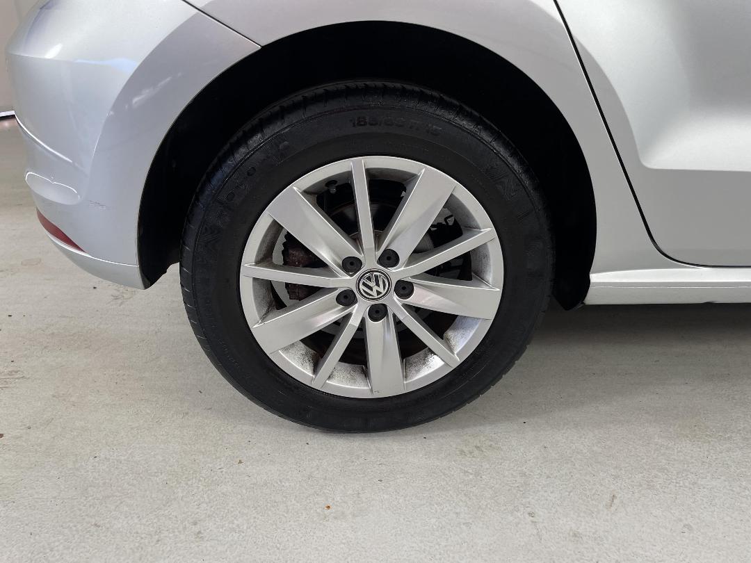 Photo '12' of Volkswagen Polo