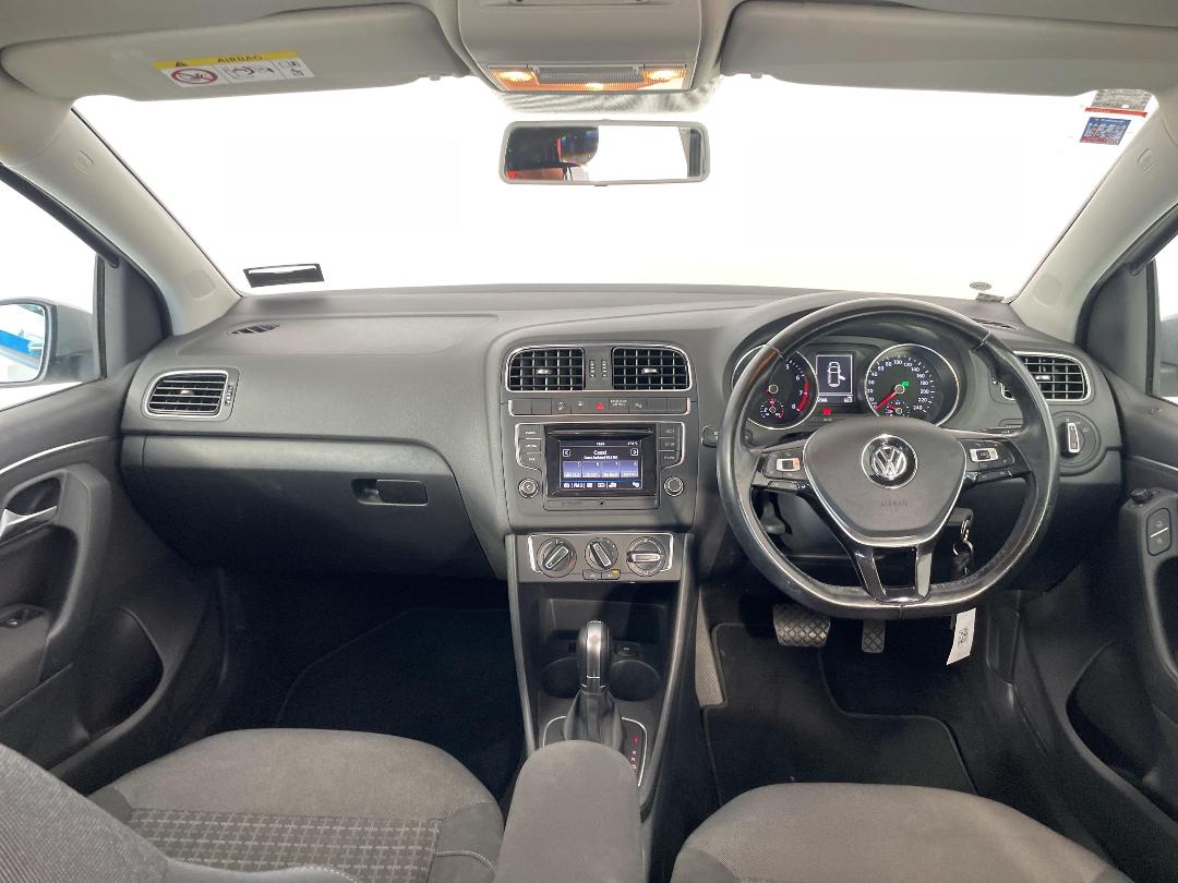 Photo '17' of Volkswagen Polo