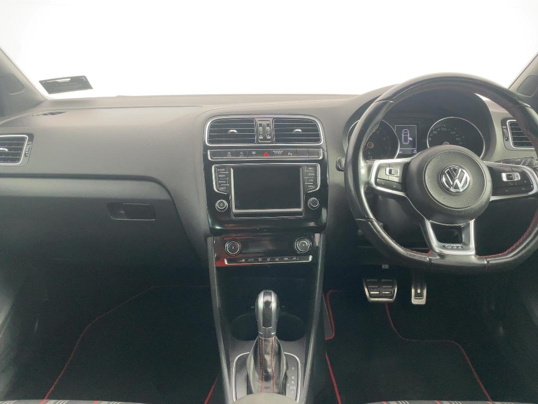 Photo '17' of Volkswagen Polo