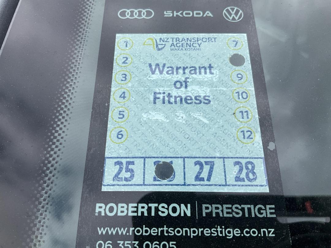 Photo '17' of Volkswagen T6 Transporter SWB