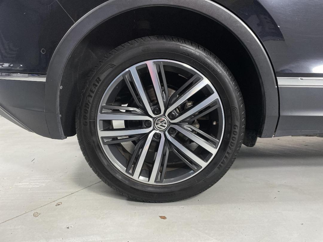 Photo '12' of Volkswagen Tiguan Photo '12' of Volkswagen Tiguan