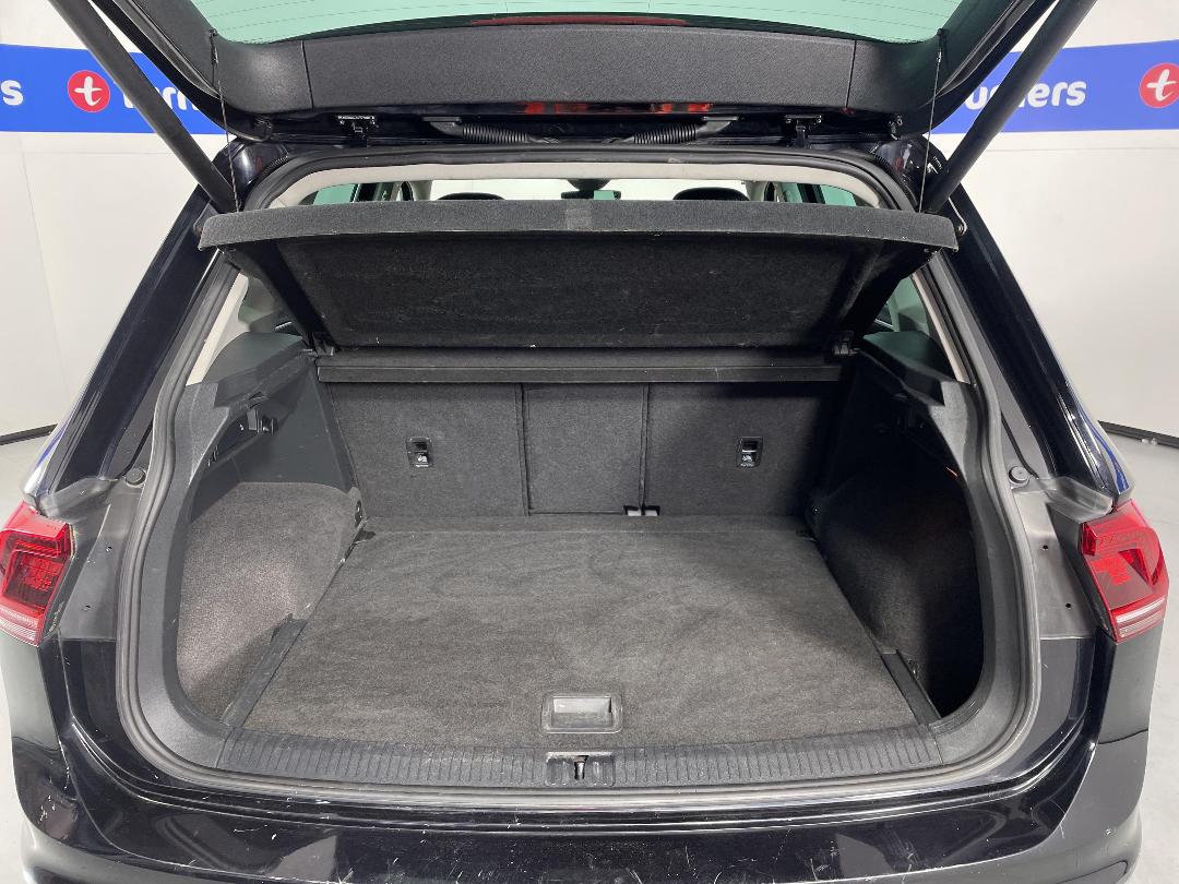 Photo '14' of Volkswagen Tiguan Photo '14' of Volkswagen Tiguan