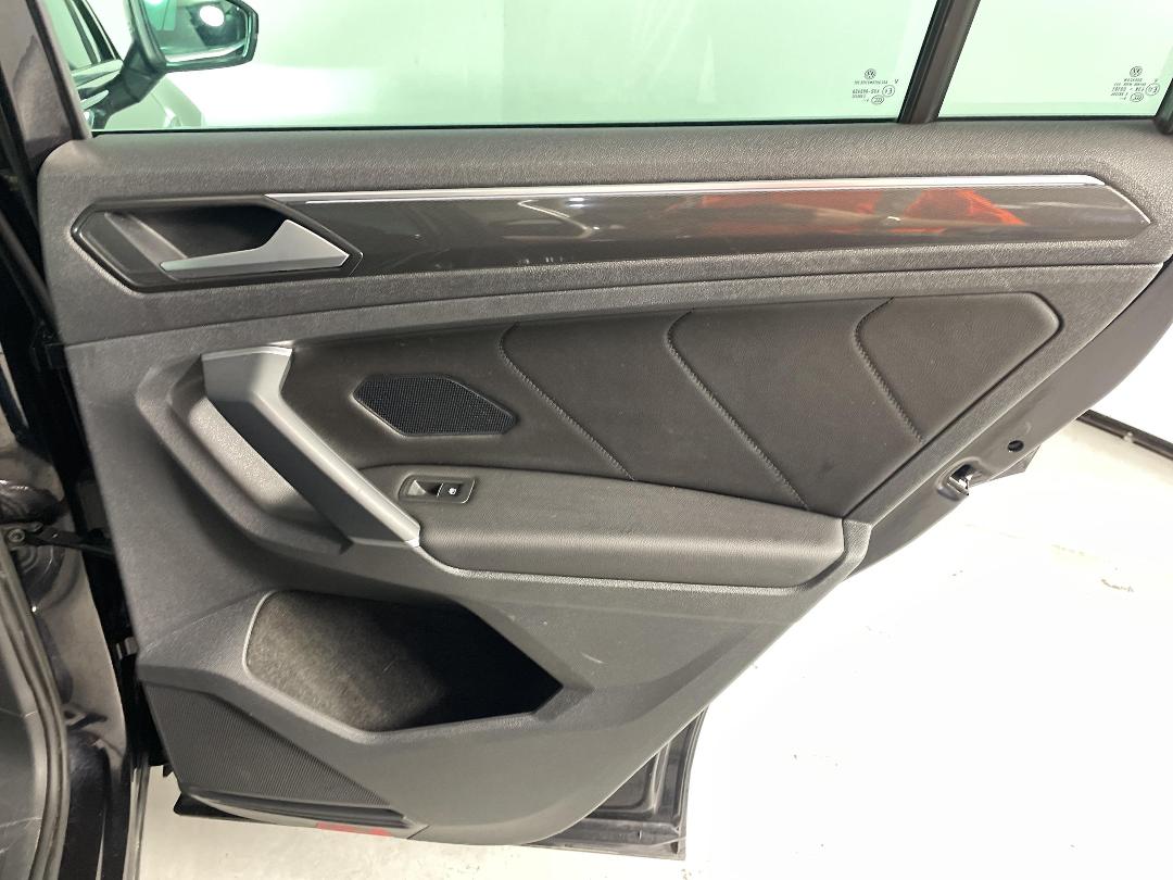 Photo '19' of Volkswagen Tiguan Photo '19' of Volkswagen Tiguan