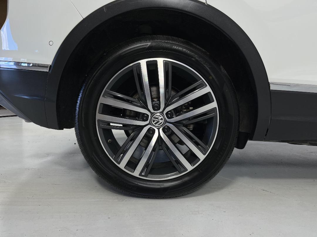 Photo '12' of Volkswagen Tiguan