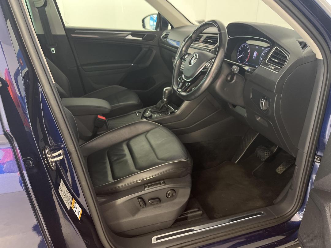 Photo '16' of Volkswagen Tiguan